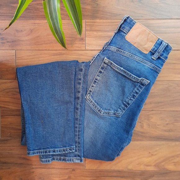 H&M High Rise Tapered Jeans Vintage Blue Denim, Altered Waist Classic Mom Fit-6 - Picture 1 of 13